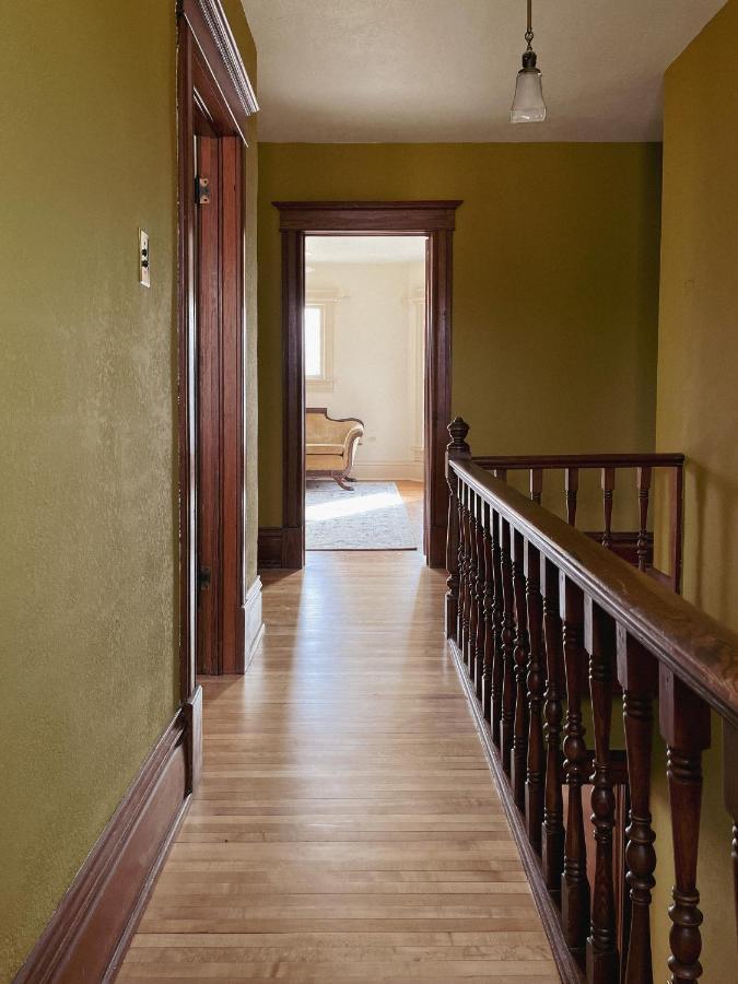 Old Town Inn Sioux Center Экстерьер фото