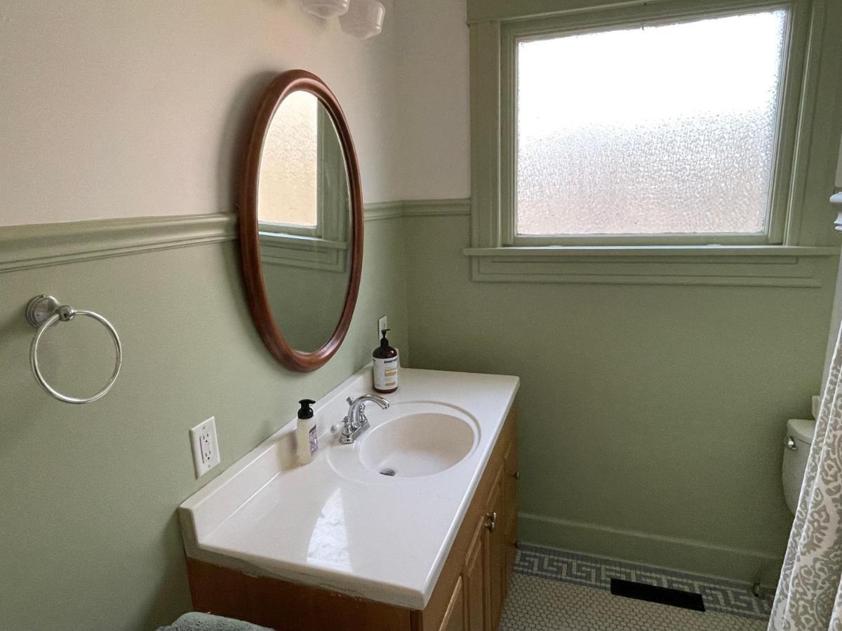 Old Town Inn Sioux Center Экстерьер фото