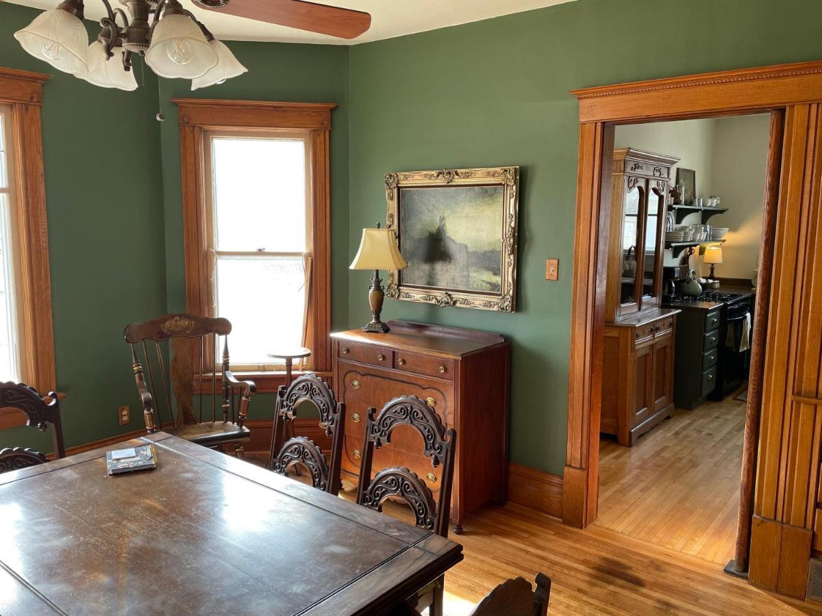 Old Town Inn Sioux Center Экстерьер фото