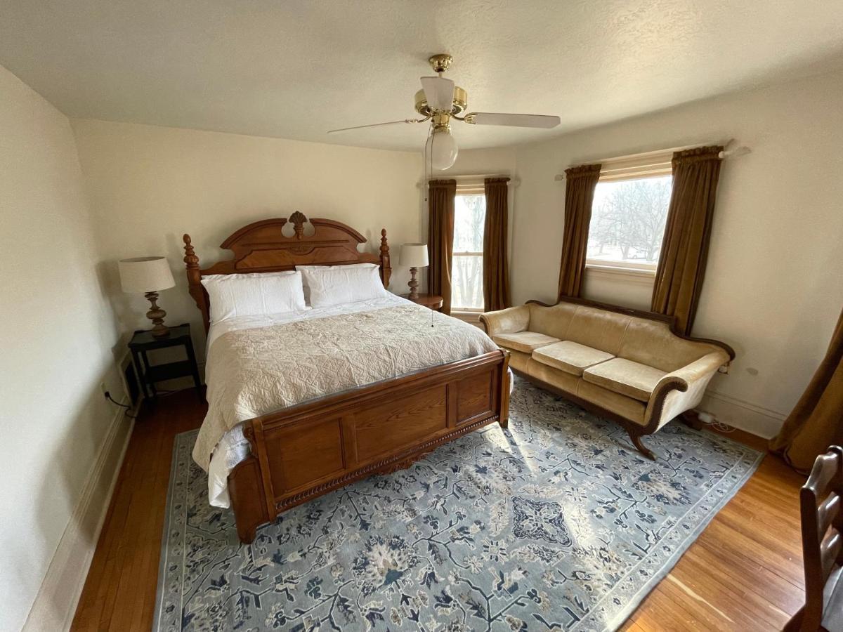 Old Town Inn Sioux Center Экстерьер фото