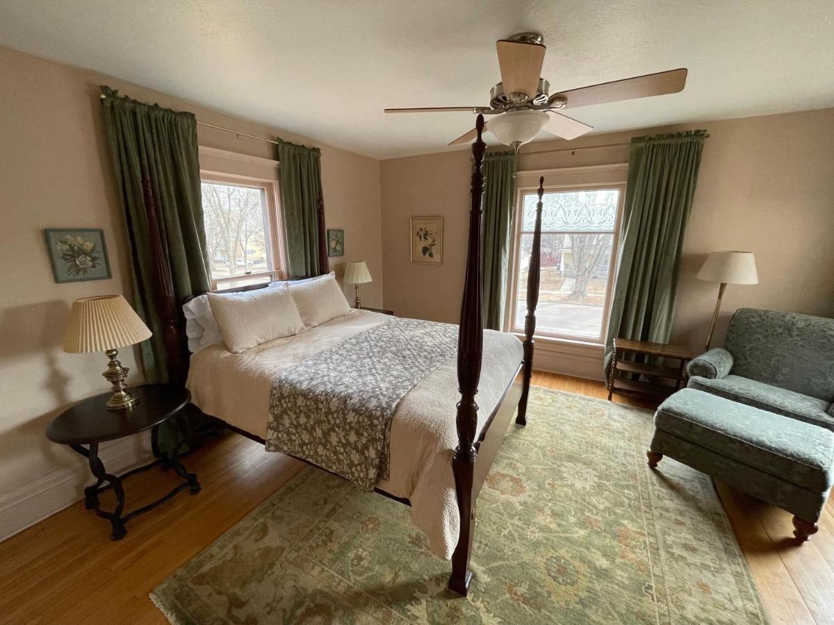 Old Town Inn Sioux Center Экстерьер фото
