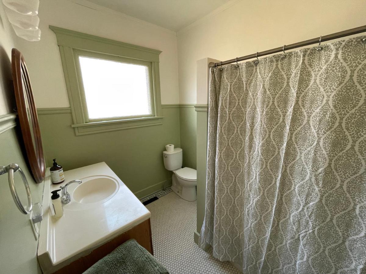 Old Town Inn Sioux Center Экстерьер фото